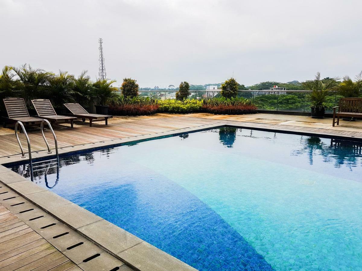 Homey Studio Room Tree Park City Bsd Apartment Near Bsd City By Travelio Tangerang Bagian luar foto